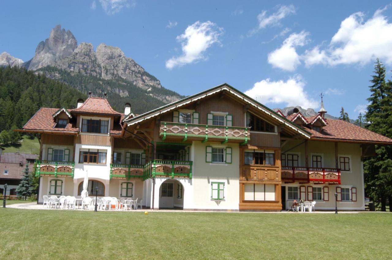 Residence Holiday Поца ди Фаса Екстериор снимка